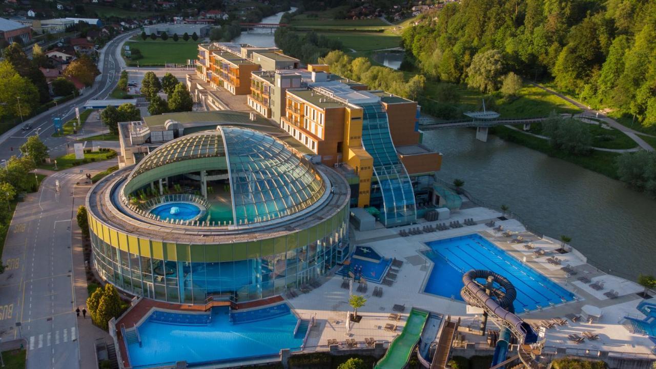 Hotel Thermana Park Lasko**** Superior Extérieur photo