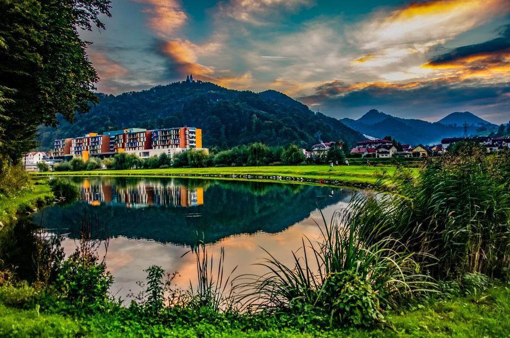 Hotel Thermana Park Lasko**** Superior Extérieur photo